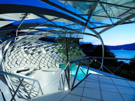 Press kit | 947-01 - Press release | Landscape Fence - heri&salli - Product - The photographs are not royalty free, please contact Heribert Wolfmayr for access.heriundsalli@heriundsalli.com43.(0)1.9078299 - Photo credit: Paul Ott photografier
