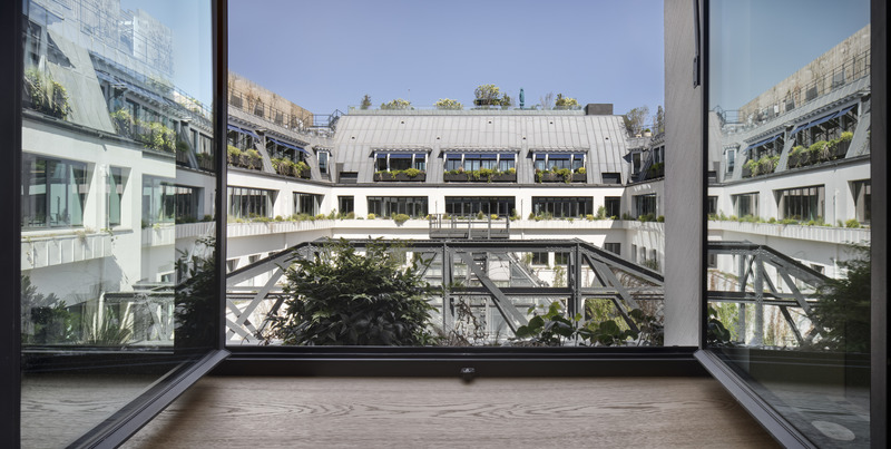 Dossier de presse | 2211-03 - Communiqué de presse | Moët Hennessy, nouveaux espaces de travail à Paris - Barbarito Bancel Architectes - Architecture commerciale - Crédit photo : Alessandra Chemollo