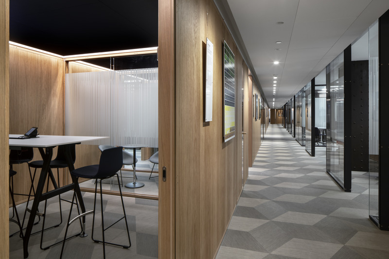 Dossier de presse | 2211-03 - Communiqué de presse | Moët Hennessy, nouveaux espaces de travail à Paris - Barbarito Bancel Architectes - Architecture commerciale - Crédit photo : Alessandra Chemollo