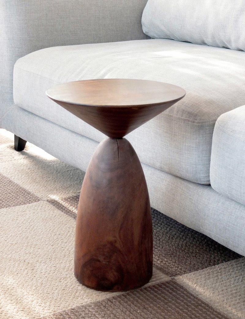 Dossier de presse | 5817-01 - Communiqué de presse | Koroi Collection - Maja - Produit - Koroi Side Table - Crédit photo : Maja