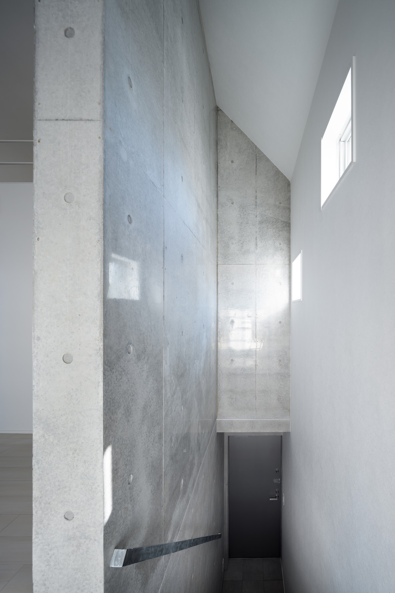 Dossier de presse | 3153-02 - Communiqué de presse | Escenario SHIROKANE wins Best of Best at Architecture MasterPrize 2021 - Ryuichi Sasaki/Sasaki Architecture - Architecture résidentielle - STAIRCASE - Crédit photo : TAKUMI OTA PHOTOGRAPHY