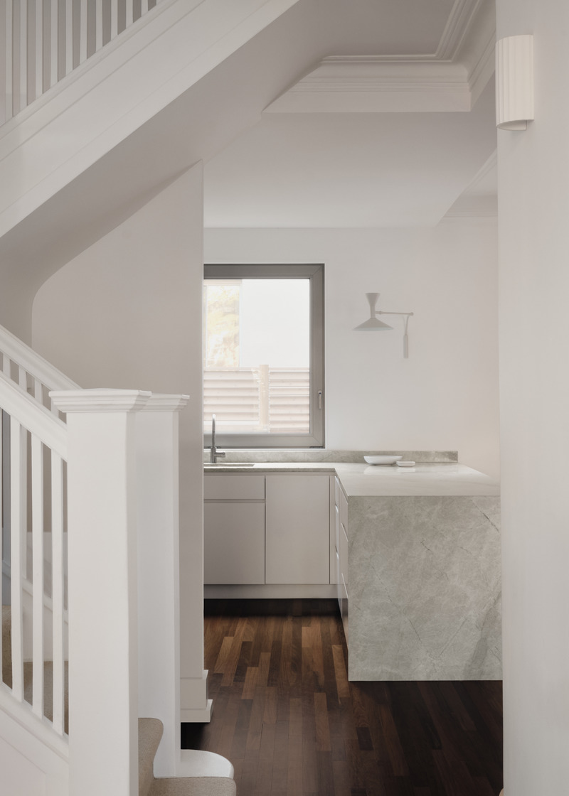 Press kit | 4241-02 - Press release | Querbes Residence - Vives St-Laurent - Residential Interior Design - Photo credit: Alex Lesage