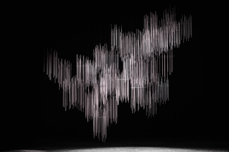 Press kit | 3767-02 - Press release | The installation "Fragrance with Lotus Flowers" for Japanese Dance Wins two Awards, BoY Honoree and AMP Best of Best - NAKAMURA KAZUNOBU DESIGN-WORKS - Art -  The appearance of the light to reveal the existence of the air that fills the space.  - Photo credit: <font style="vertical-align: inherit;"><font style="vertical-align: inherit;">photo by masaki komatsu</font></font>