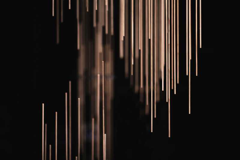 Press kit | 3767-02 - Press release | The installation "Fragrance with Lotus Flowers" for Japanese Dance Wins two Awards, BoY Honoree and AMP Best of Best - NAKAMURA KAZUNOBU DESIGN-WORKS - Art - <font style="vertical-align: inherit;"><font style="vertical-align: inherit;">細い線の束が空間を形作る要素になります。</font></font><br style=""> - Photo credit: <font style="vertical-align: inherit;"><font style="vertical-align: inherit;">photo by masaki komatsu</font></font>