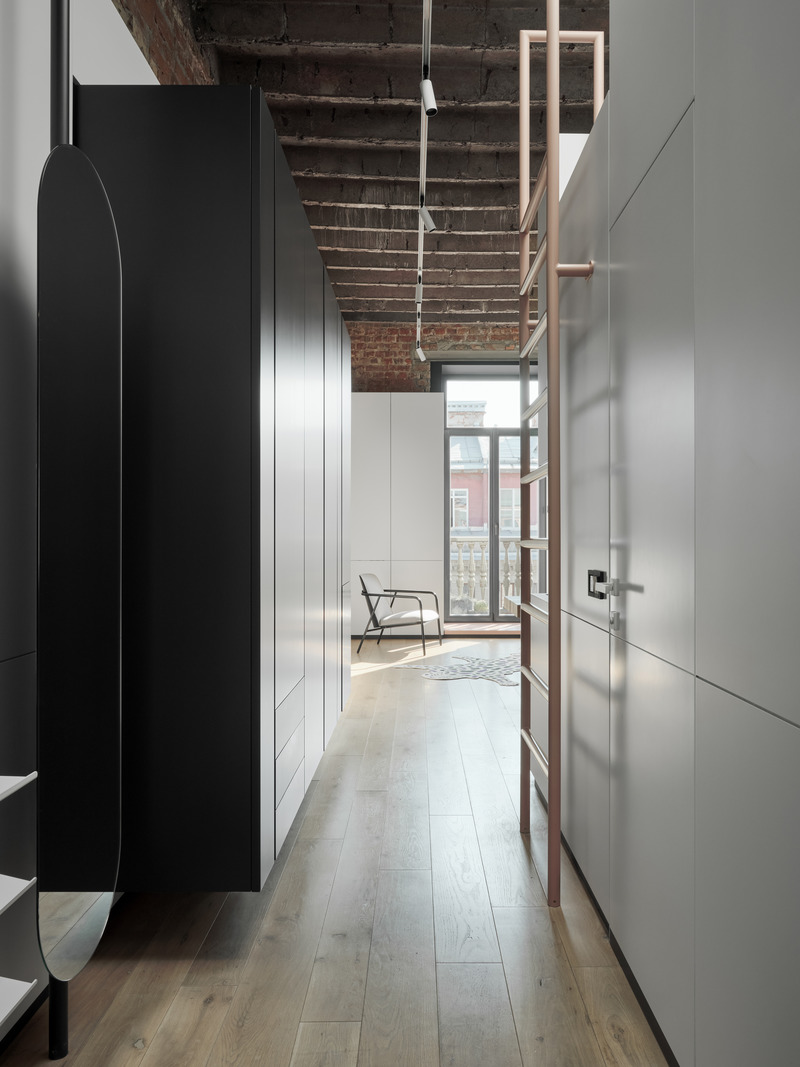 Dossier de presse | 5824-01 - Communiqué de presse | G4 Apartment - DA BUREAU - Design d’intérieur résidentiel - G4 apartment - Crédit photo : Dmitrii Tsyrenshchikov