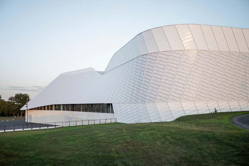 Dossier de presse | 972-06 - Communiqué de presse | Espace Mayenne - Hérault Arnod Architectures - Architecture institutionnelle - Crédit photo :  Cyrille Weiner 