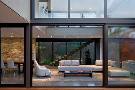 Dossier de presse | 948-01 - Communiqué de presse | Vila Madalena - Drucker Arquitetura - Architecture résidentielle - PHOTOGRAPHS ARE FOR EDITORIAL REVIEW ONLY - CONTACT PHOTOGRAPHER’S AGENT TO NEGOTIATE USE FOR PUBLICATION: Leonardo Finottiphoto@leonardofinotti.com - Crédit photo : Leonardo Finotti