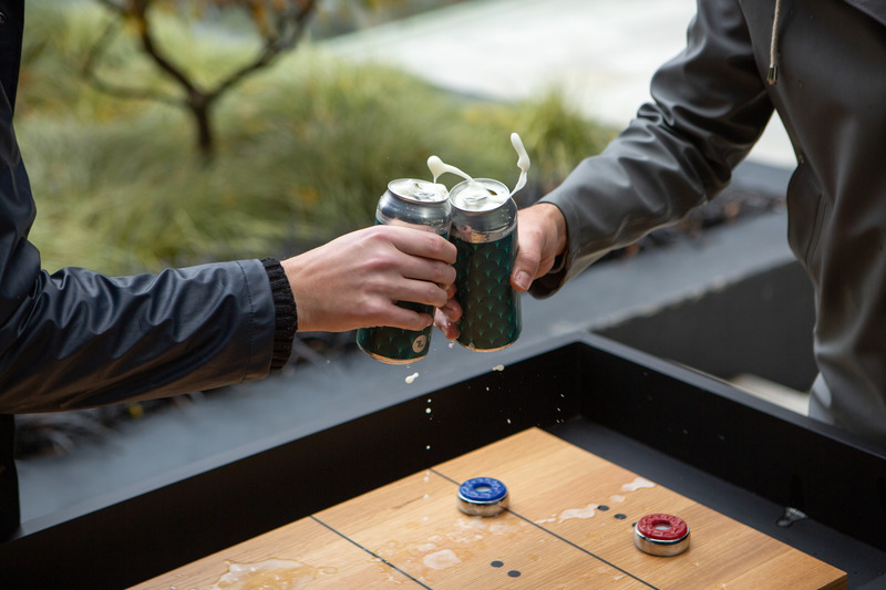 Dossier de presse | 5609-03 - Communiqué de presse | Outdoor Games Tables For Year Round Play - Union Wood Co - Produit - The Break Outdoor Games Table - Crédit photo : Dylan Hamm Photography