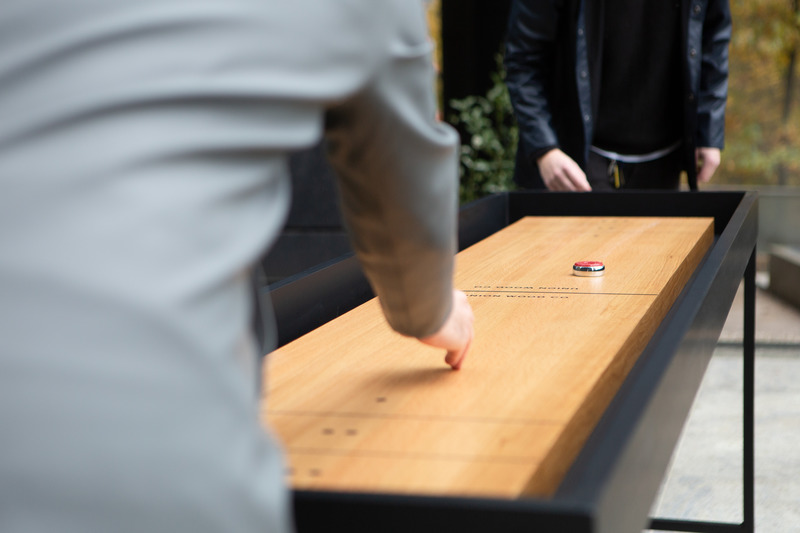 Dossier de presse | 5609-03 - Communiqué de presse | Outdoor Games Tables For Year Round Play - Union Wood Co - Produit - The Break Outdoor Games Table - Crédit photo : Dylan Hamm Photography