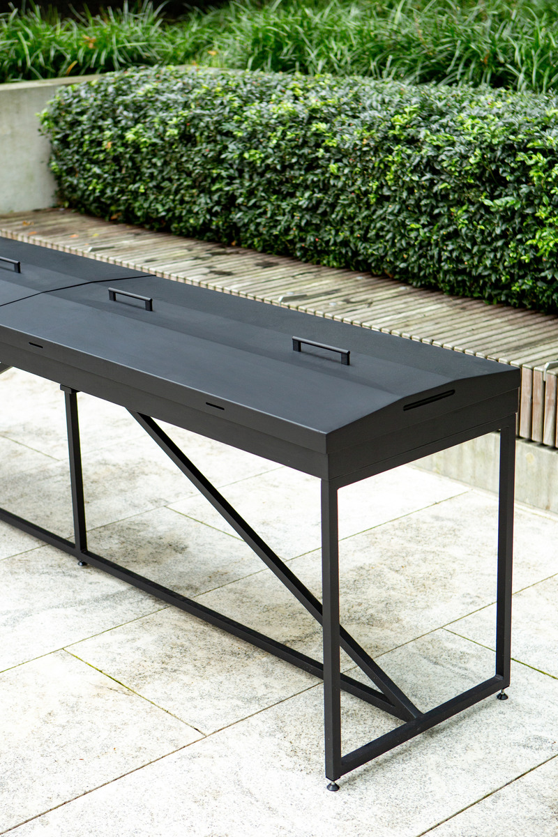 Dossier de presse | 5609-03 - Communiqué de presse | Outdoor Games Tables For Year Round Play - Union Wood Co - Produit - The Break Outdoor Games Table - Crédit photo : Dylan Hamm Photography