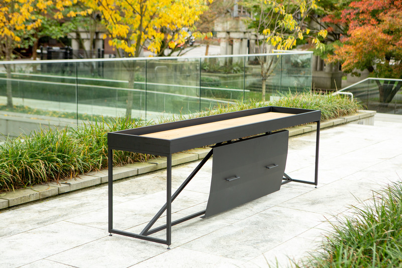 Dossier de presse | 5609-03 - Communiqué de presse | Outdoor Games Tables For Year Round Play - Union Wood Co - Produit - The Break Outdoor Games Table - Crédit photo : Dylan Hamm Photography
