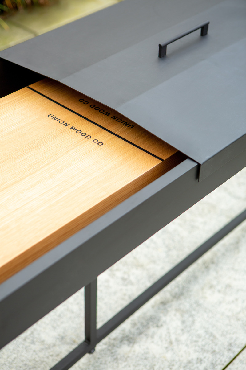Dossier de presse | 5609-03 - Communiqué de presse | Outdoor Games Tables For Year Round Play - Union Wood Co - Produit - The Break Outdoor Games Table - Crédit photo : Dylan Hamm Photography
