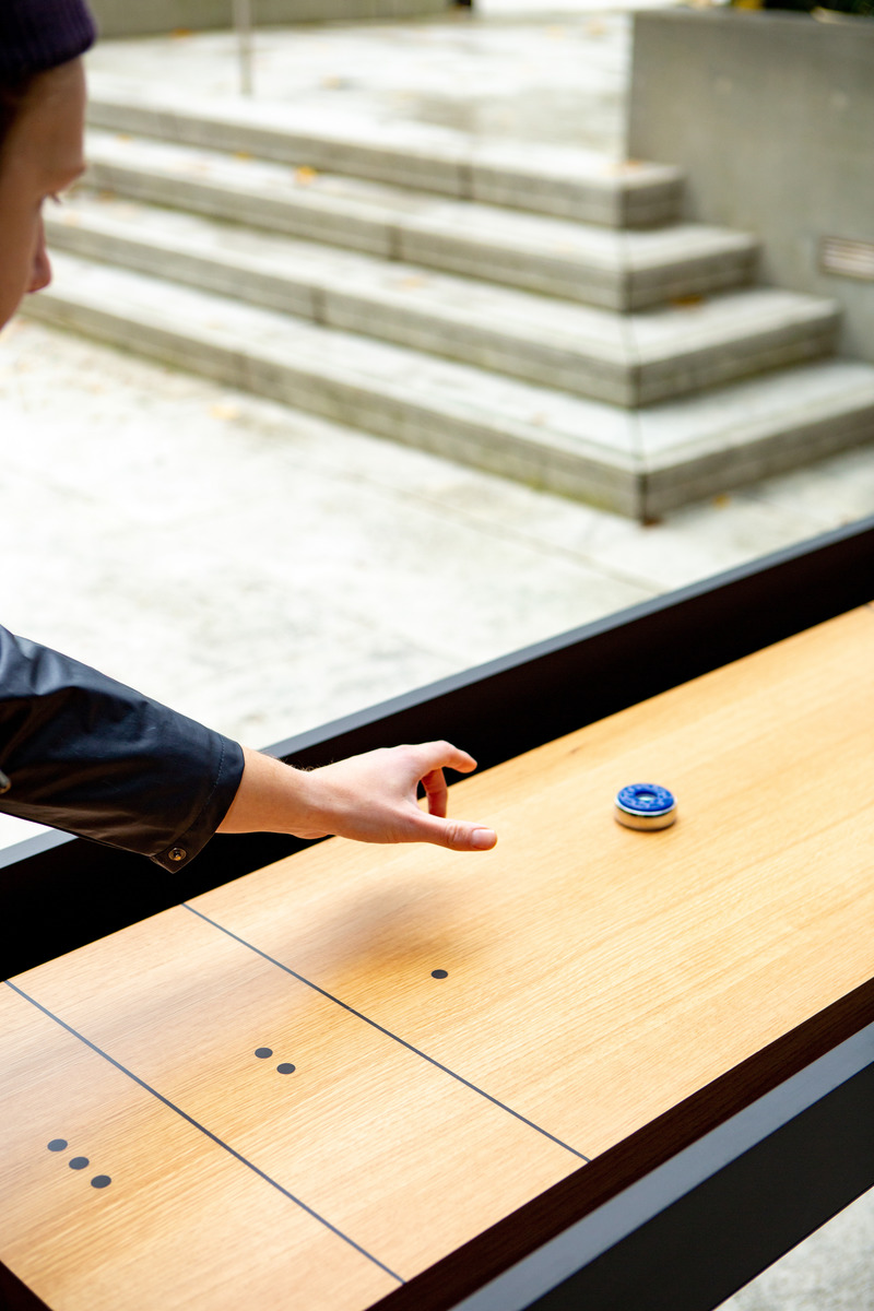 Dossier de presse | 5609-03 - Communiqué de presse | Outdoor Games Tables For Year Round Play - Union Wood Co - Produit - The Break Outdoor Games Table - Crédit photo : Dylan Hamm Photography