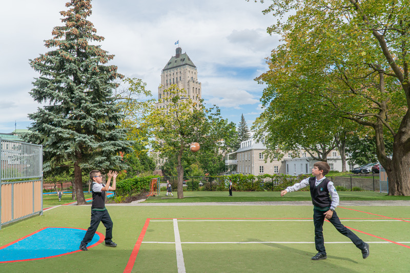 Press kit | 612-18 - Press release | The Ursuline School Playground - Four Centuries of Learning at Play - EVOQ Architecture - Landscape Architecture - Photo credit: Deve Média
