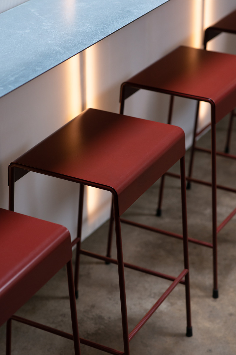 Press kit | 5882-01 - Press release | Osmo X Marusan Café - MDT Mobilier - Commercial Interior Design - Photo credit: Éliott Légaré