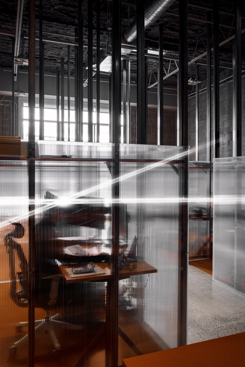 Dossier de presse | 1010-14 - Communiqué de presse | EG - Studio Jean Verville architectes - Architecture industrielle - Collage numérique studio Jean Verville architectes<br style=""> - Crédit photo :  Felix Michaud 