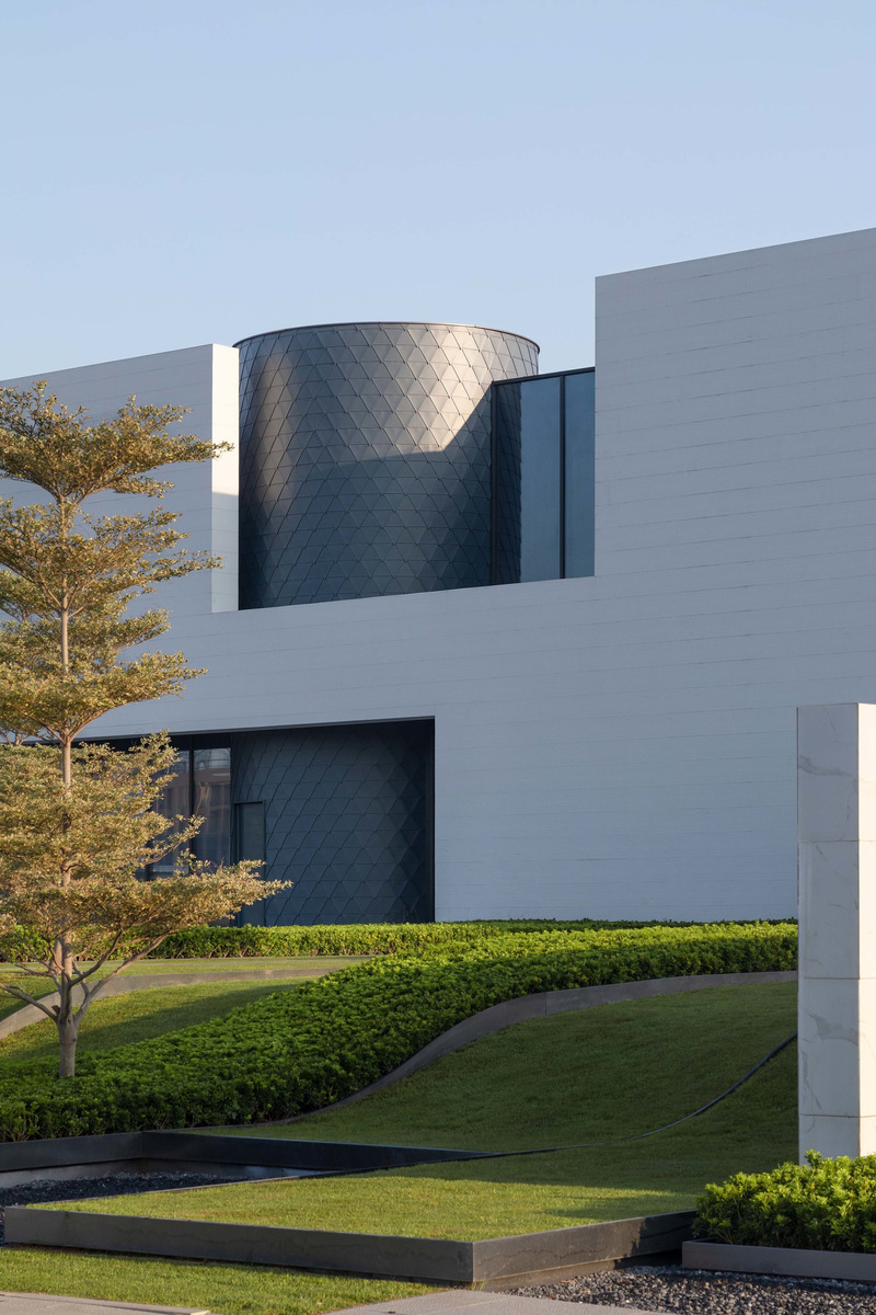 Dossier de presse | 4150-08 - Communiqué de presse | Haikou International Duty Free Reception Center - aoe - Architecture commerciale - Crédit photo : UK Studio
