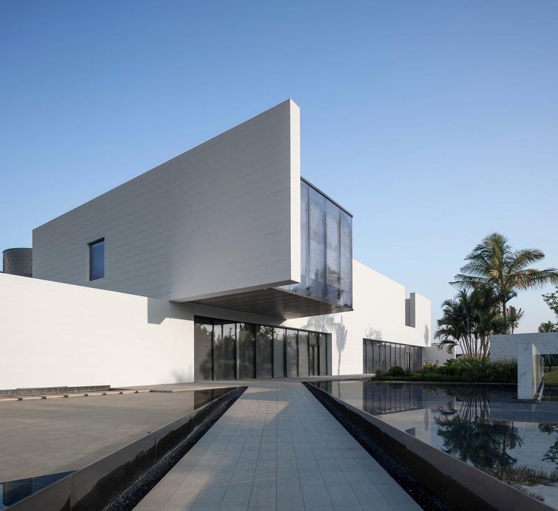 Dossier de presse | 4150-08 - Communiqué de presse | Haikou International Duty Free Reception Center - aoe - Architecture commerciale - Crédit photo : UK Studio
