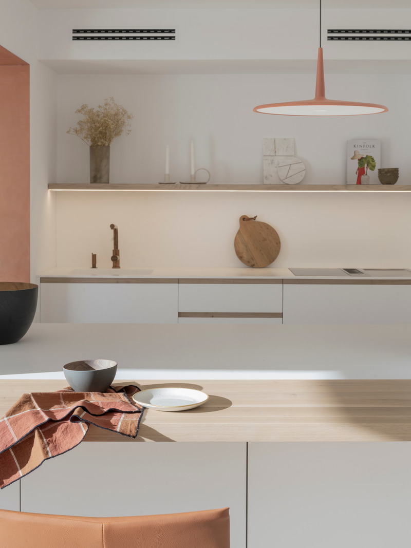 Dossier de presse | 2768-01 - Communiqué de presse | The Leap to Copper – Filling Every Detail of this Susanna Cots Home with Meaning - Susanna Cots Interior Design - Design d’intérieur résidentiel - Crédit photo : Susanna Cots Interior Design | Mauricio Fuertes