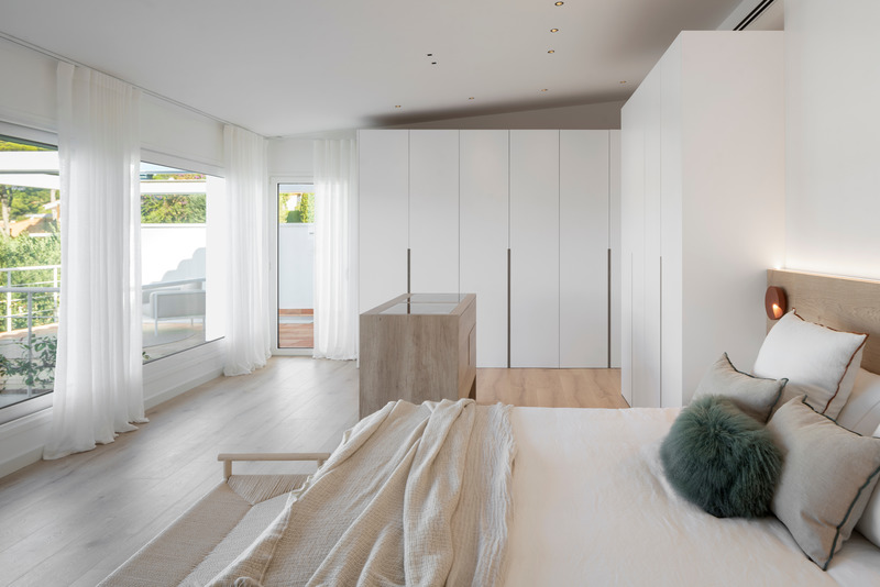 Dossier de presse | 2768-01 - Communiqué de presse | The Leap to Copper – Filling Every Detail of this Susanna Cots Home with Meaning - Susanna Cots Interior Design - Design d’intérieur résidentiel - Crédit photo : Susanna Cots Interior Design | Mauricio Fuertes