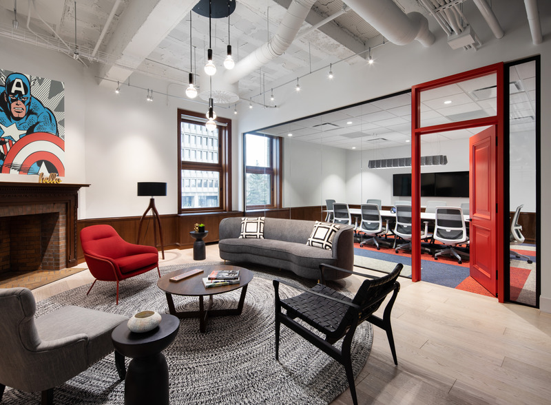 Press kit | 1152-12 - Press release | Bold and bright: OneSpan office highlights the symbiotic relationship between lighting and thoughtful design - LumiGroup - Commercial Interior Design - Photo credit: Stéphane Brugger Photographe