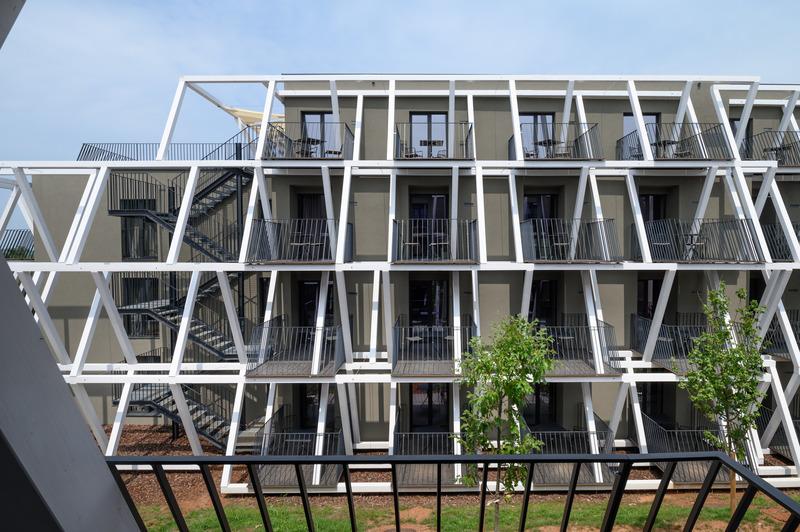 Dossier de presse | 3053-02 - Communiqué de presse | Hotel Maestoso - ENOTA - Architecture commerciale - Hotel Maestoso - Crédit photo : Miran Kambic