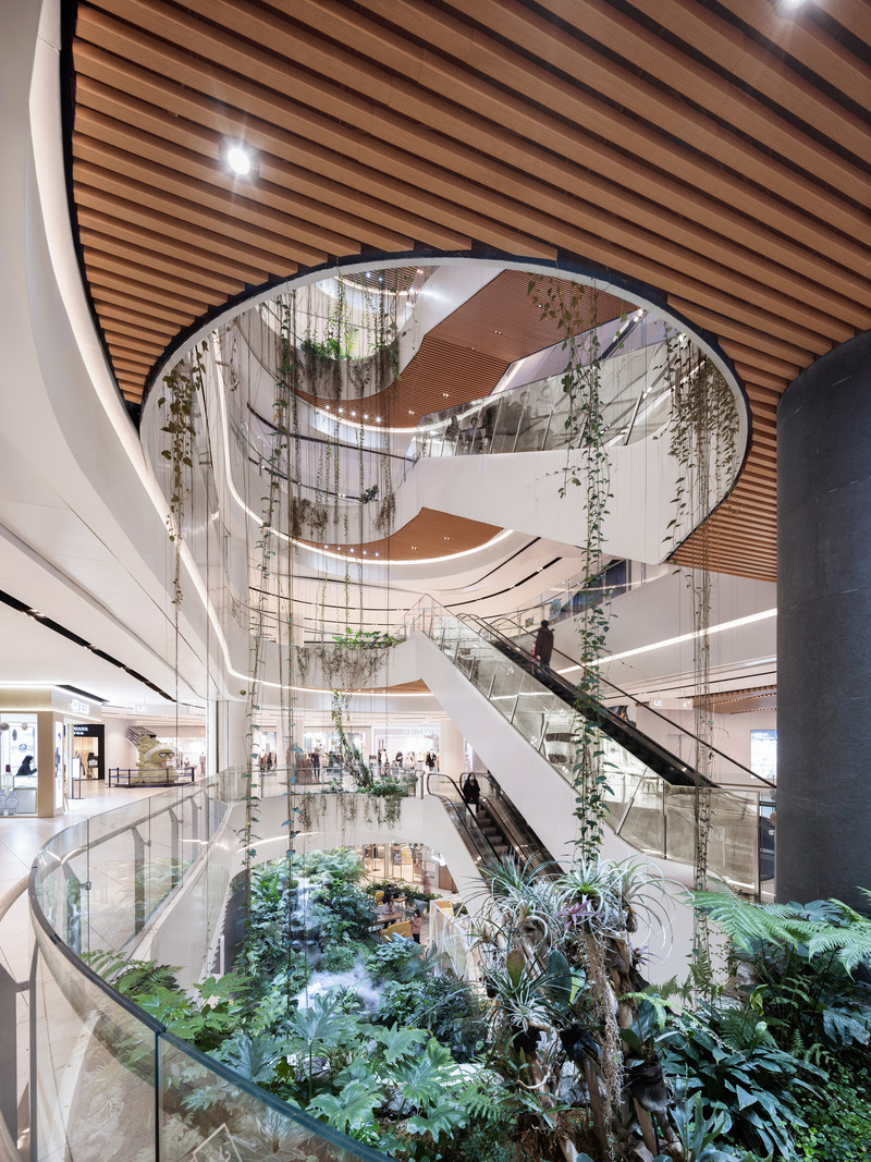 Press kit | 3565-10 - Press release | CapitaMall Nuohemule - CLOU architects - Commercial Interior Design - Photo credit: Chill Shine
