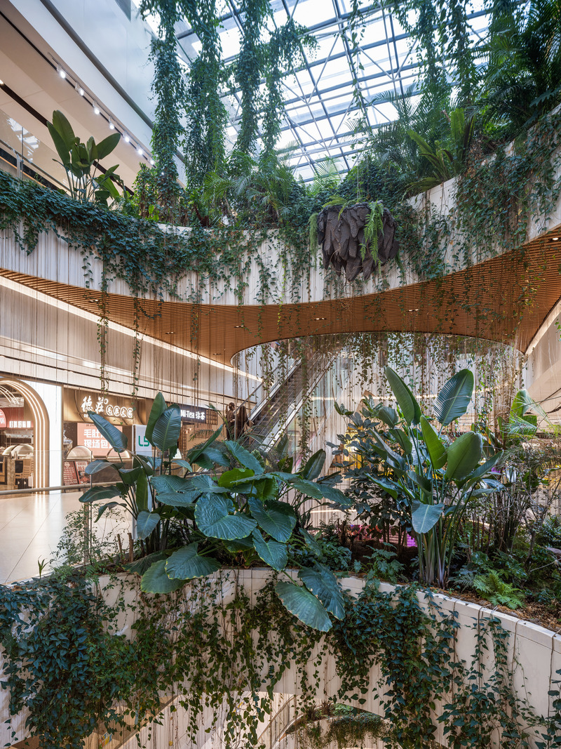 Press kit | 3565-10 - Press release | CapitaMall Nuohemule - CLOU architects - Commercial Interior Design - Photo credit: Chill Shine