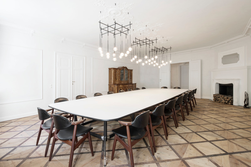 Press kit | 5356-03 - Press release | Gut Wagram - destilat design studio - Residential Interior Design - dining room - Photo credit: Monika Nguyen