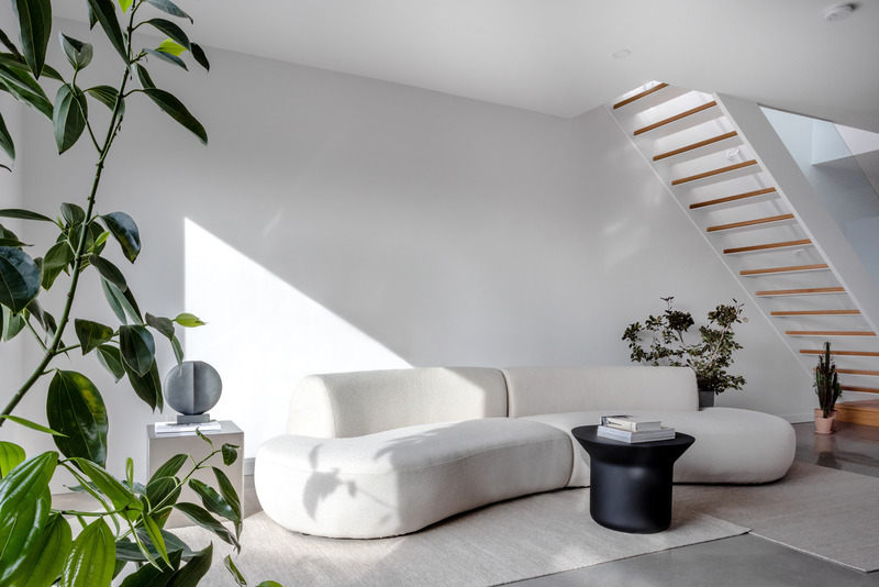 Dossier de presse | 5895-02 - Communiqué de presse | Luminaire Authentik to Host Québec Brands During Intimate Showcase Event in Toronto - Investissement Québec International - Évènement + Exposition - Beluga_Element de base - Crédit photo : Antoine Fortin