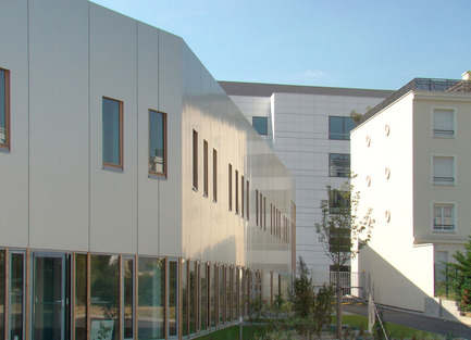 Dossier de presse | 942-01 - Communiqué de presse | Une petite école dans le Grand Paris - Hubert & Roy architectes et associés - Architecture institutionnelle - Crédit photo : Hubert & Roy architectes et associés