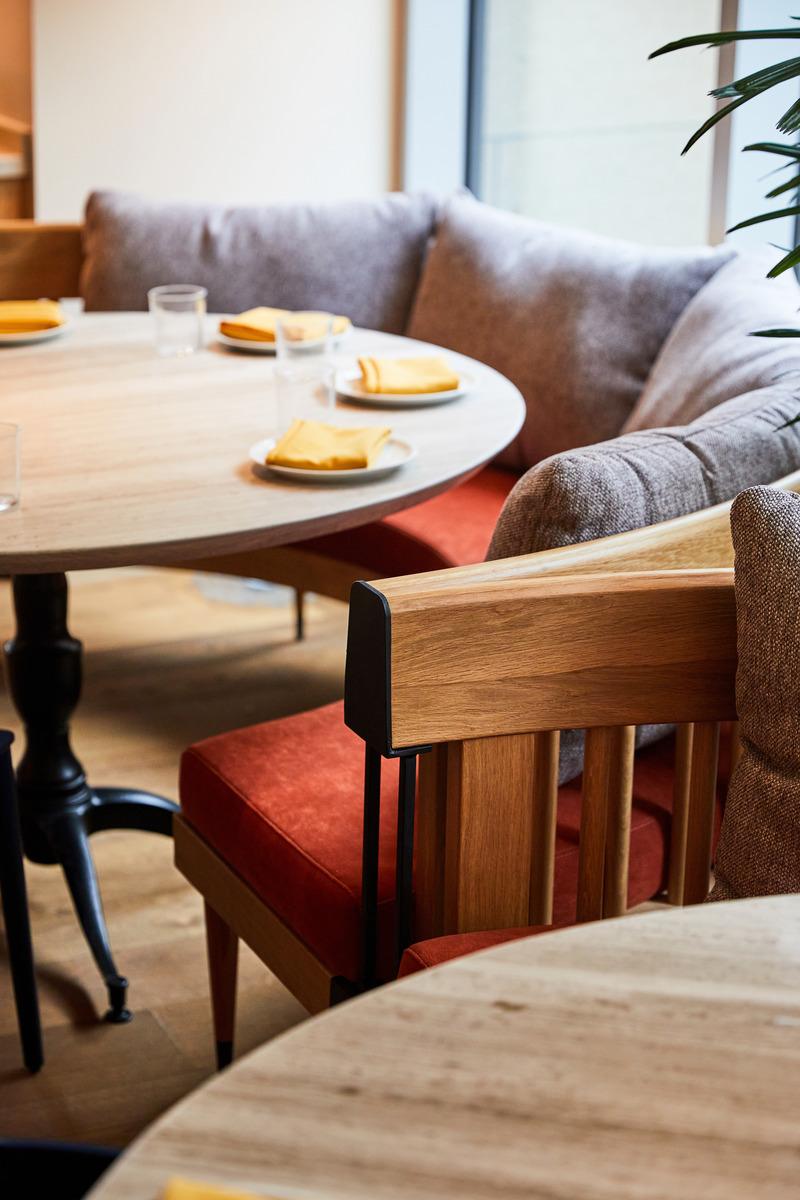 Press kit | 5857-02 - Press release | Studio UNLTD Designs  Callie Restaurant in San Diego to Compliment the Cuisine de Soleil - Studio UNLTD - Commercial Interior Design - Custom banquette detail - Photo credit:  Lucianna McIntosh 
