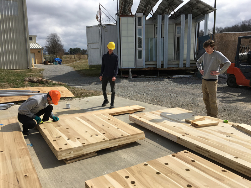 Press kit | 5299-02 - Press release | New River Train Observation Tower - Virginia Tech - Institutional Architecture - Virginia Tech researchers developed the high-performance hardwood CLT panels from upcycled, locally-sourced low-grade Yellow Poplar. The custom panels outperform all other CLT available in the US market and their local production kept carbon costs low.   - Photo credit: Kay Edge
