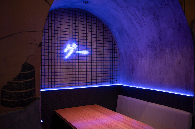 Press kit | 3962-01 - Press release | Iru Izakaya: When Tradition Meets Modernity - Cléo Katcho Design Architectural - Commercial Interior Design - Alcove - Photo credit: Francis Champoux
