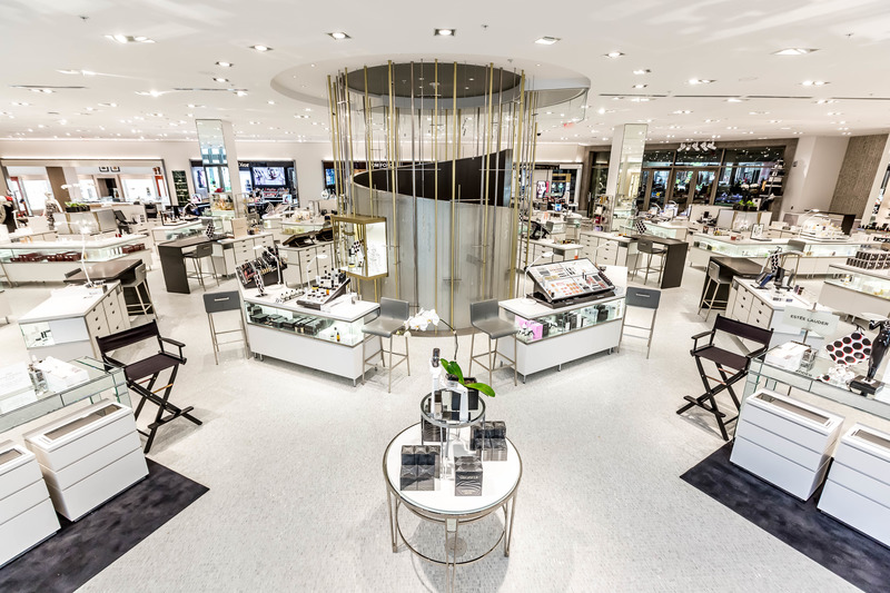 Press kit | 5893-02 - Press release | Jefferey Hutchison and Associates Celebrates 20 years in Storytelling Through Architecture and Design in the Fashion Retail Arena - Jefferey Hutchison and Associates - Commercial Architecture - SAKS FIFTH AVENUE, Hawaii - Photo credit: Jeffrey Hutchison &amp; Associates 20 Year Anniversary