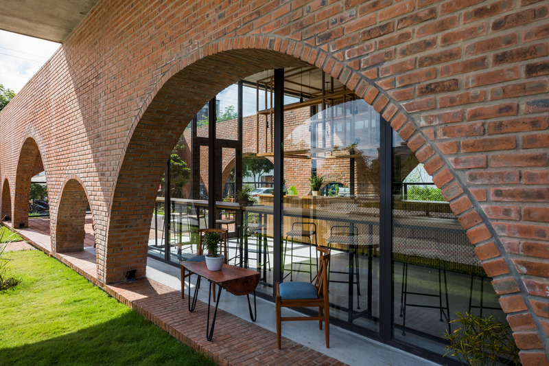 Dossier de presse | 2173-02 - Communiqué de presse | Cuckoo House - Tropical Space - Architecture résidentielle - Exterior - Crédit photo : Oki Hiroyuki