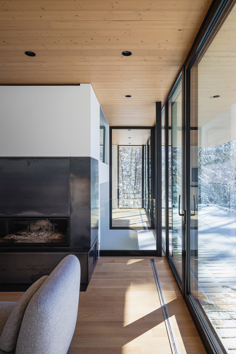 Press kit | 880-16 - Press release | The Lantern - MU Architecture - Residential Architecture - Photo credit: Ulysse Lemerise Bouchard