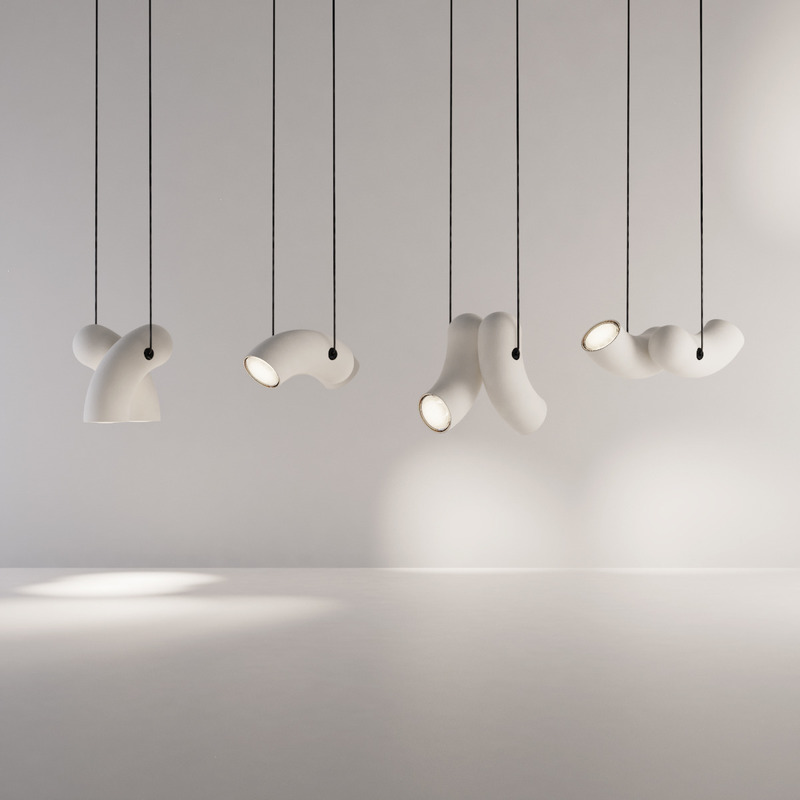 Press kit | 2375-07 - Press release | Hyphen, the New Collection From d'Armes - d'Armes - Lighting Design - Configurations of Hyphen Pendant in Natural Porcelaine - Photo credit: d'Armes