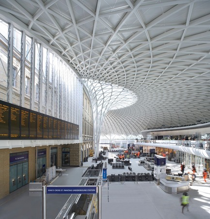 Dossier de presse | 935-01 - Communiqué de presse | Transforming King’s Cross - John McAslan + Partners - Architecture institutionnelle - This project has publication restrictions: It is necessary for media to obtain v2com’s permission before publication. media@v2com.biz  tél : 514.845.1188 - Crédit photo : Hufton and Crow