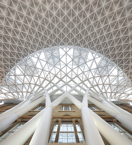 Dossier de presse | 935-01 - Communiqué de presse | Transforming King’s Cross - John McAslan + Partners - Architecture institutionnelle - This project has publication restrictions: It is necessary for media to obtain v2com’s permission before publication. media@v2com.biz  tél : 514.845.1188 - Crédit photo : Hufton and Crow