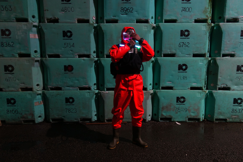 Press kit | 3552-01 - Press release | Inxect Suit - Inxects - Product - Photo credit: Jacky Han