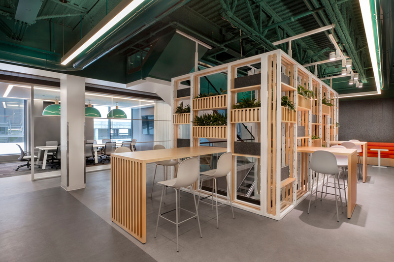Press kit | 865-53 - Press release | Lemay Designs Bonduelle's New Headquarters in Brossard - Lemay - Commercial Interior Design - Photo credit: Claude-Simon Langlois