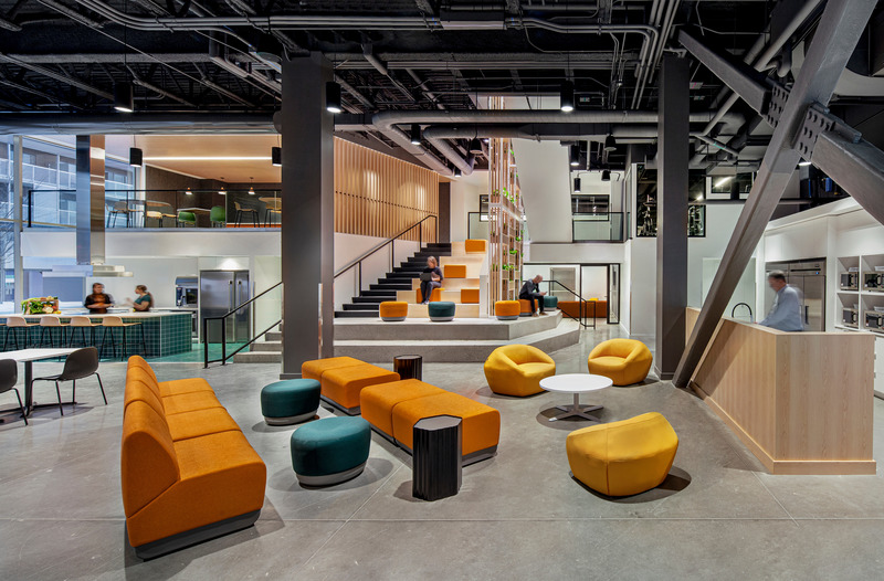 Press kit | 865-53 - Press release | Lemay Designs Bonduelle's New Headquarters in Brossard - Lemay - Commercial Interior Design - Photo credit: Claude-Simon Langlois