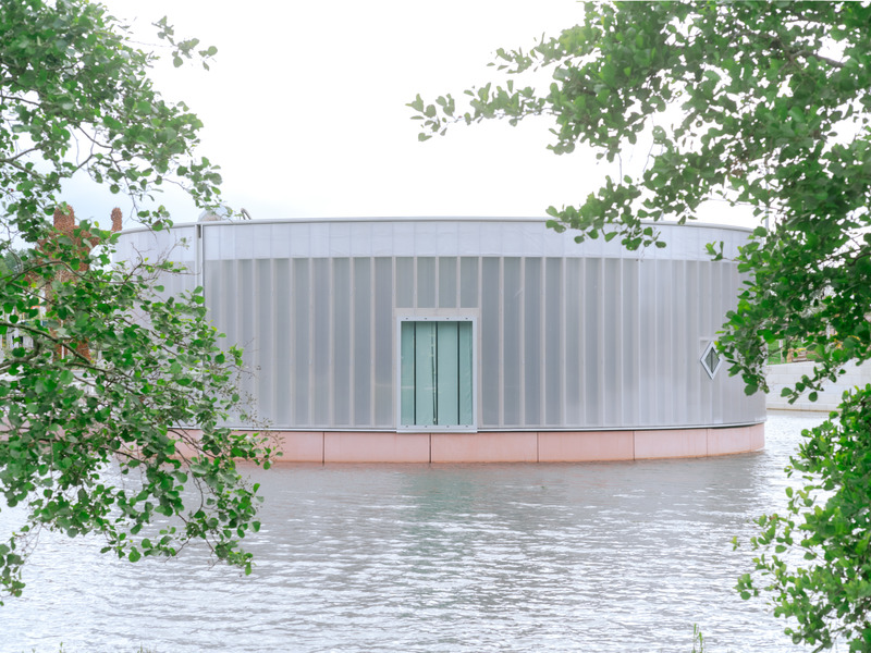 Press kit | 6081-01 - Press release | A Floating Pavilion as Testing Grounds for Museum-to-be M. in Dutch New Town Almere - M. - Art - M.'s pavilion by Studio Ossidiana - Photo credit: Riccardo de Vecchi for M.