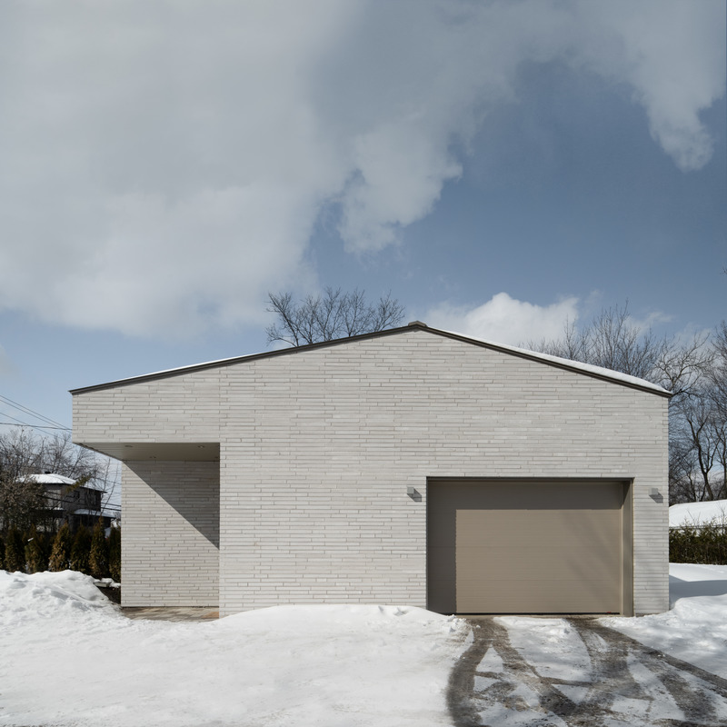 Dossier de presse | 5554-05 - Communiqué de presse | Résidence MI-2 - Dupont Blouin - Architecture résidentielle - Façade est - Crédit photo : Olivier Blouin