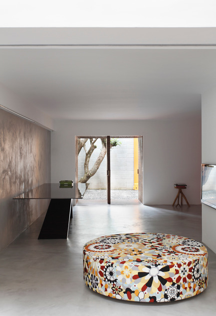 Dossier de presse | 926-01 - Communiqué de presse | Studio GT SP - Studio Guilherme Torres - Design d’intérieur résidentiel - Crédit photo : Denilson Machado – MCA Estúdio