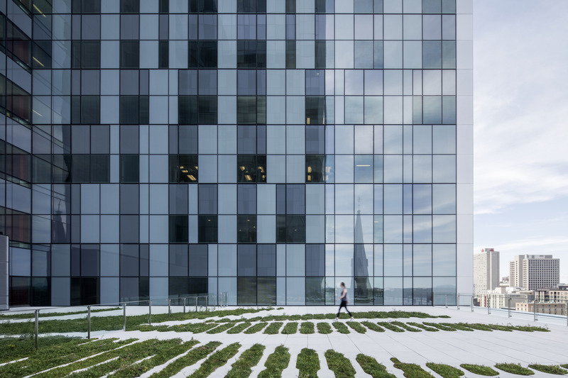 Dossier de presse | 1387-09 - Communiqué de presse | NEUF + 12 directeur(-trice)s - NEUF architect(e)s - Évènement + Exposition -  CHUM (2017). En collaboration avec CannonDesign et NIP paysage - Crédit photo : Adrien Williams