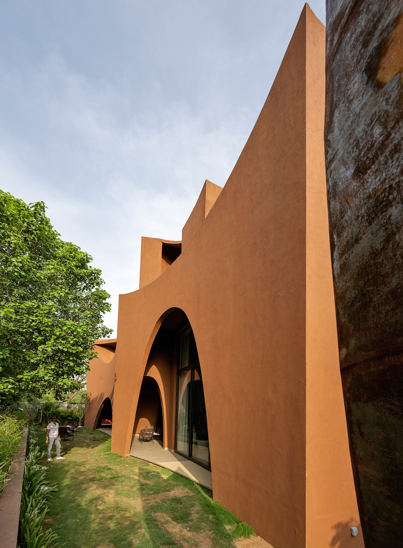 Dossier de presse | 1432-16 - Communiqué de presse | Mirai House of Arches - Sanjay Puri Architects - Architecture résidentielle - MIRAI HOUSE OF ARCHES 04.JPG - Crédit photo : MR.DINESH MEHTA