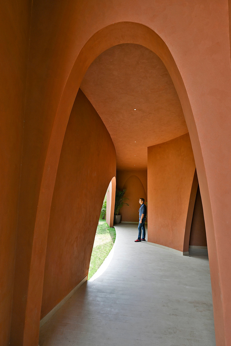Dossier de presse | 1432-16 - Communiqué de presse | Mirai House of Arches - Sanjay Puri Architects - Architecture résidentielle - MIRAI HOUSE OF ARCHES 20.JPG - Crédit photo : MR.DINESH MEHTA