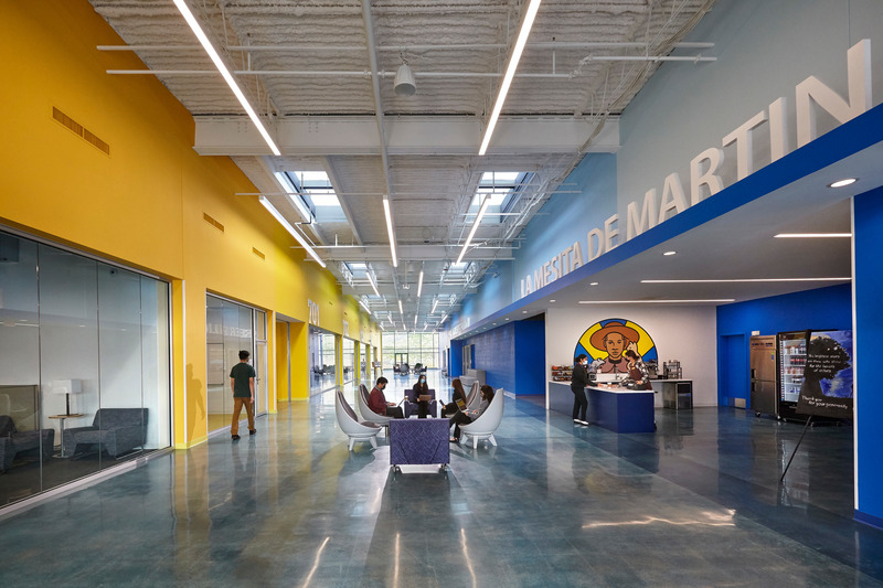 Press kit | 2329-03 - Press release | Cristo Rey St. Martin College Prep - JGMA - Institutional Architecture - Photo credit: Dimitre Photography Inc.